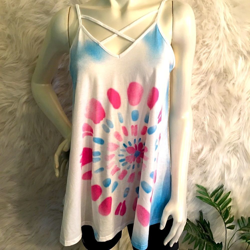 She & Sho V neck back Flare Tank‎